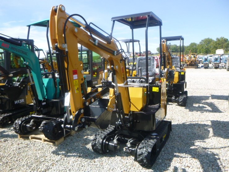 24 AGT H12R Excavator (QEA 4919) by Quarrick Equipment & Auctions Inc