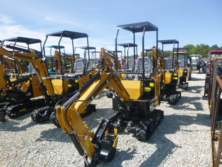 24 AGT H12R Excavator (QEA 4898) by Quarrick Equipment & Auctions Inc