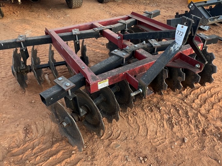 Heavy Duty 6' disc by Bradley Equipment Auction LLC Auction Resource