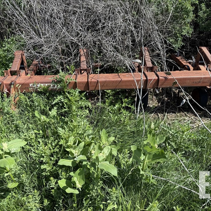FARMHAND CROP CULTIVATOR