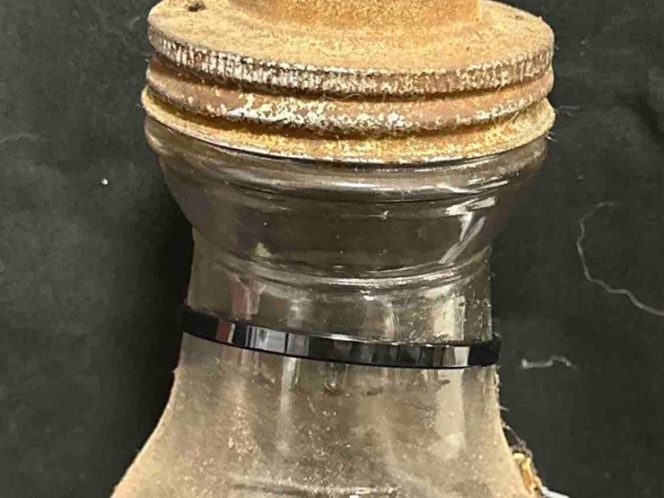 sunoco-quart-oil-bottle-image-1