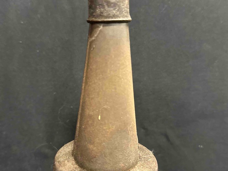 brookins-quart-oil-bottle-image-4