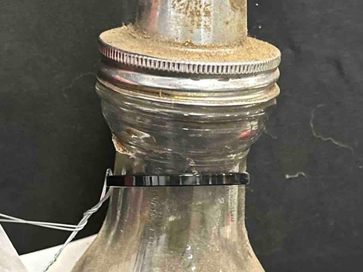 sunoco-quart-oil-bottle-image-2