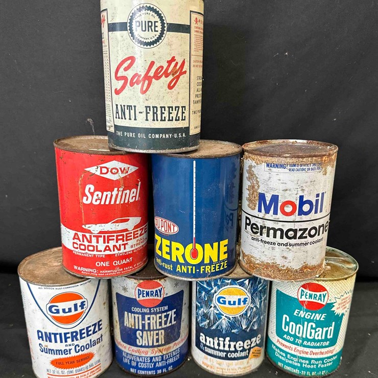 (8) MISC. VINTAGE QUART LUBRICANT CANS - SOME ARE FULL