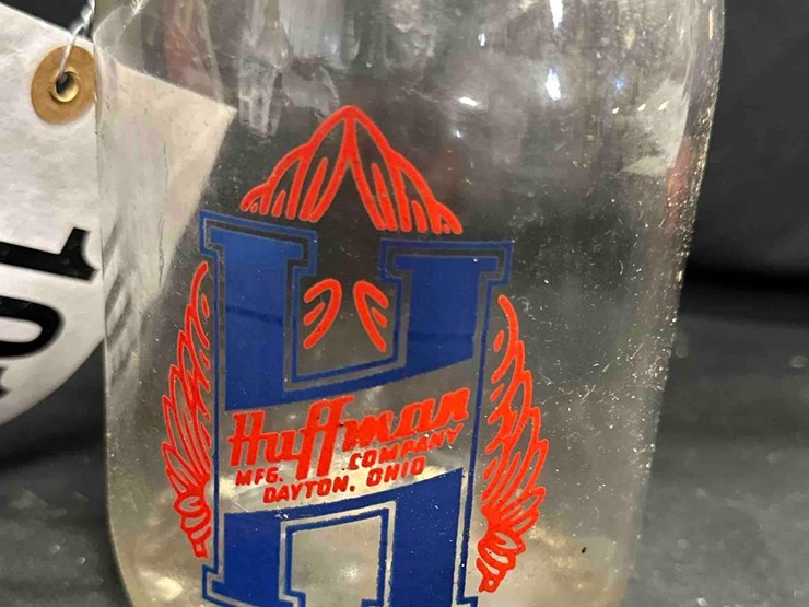 huffman-quart-oil-bottle-image-2