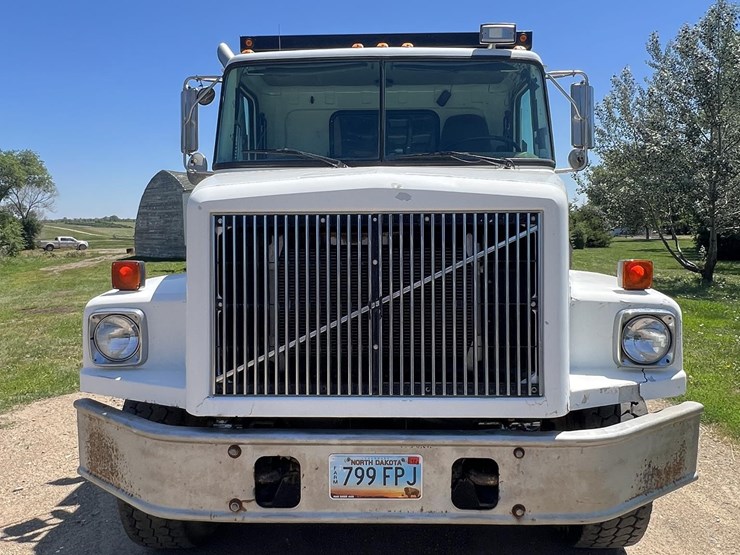 1995-gmc-dump-truck-image-2