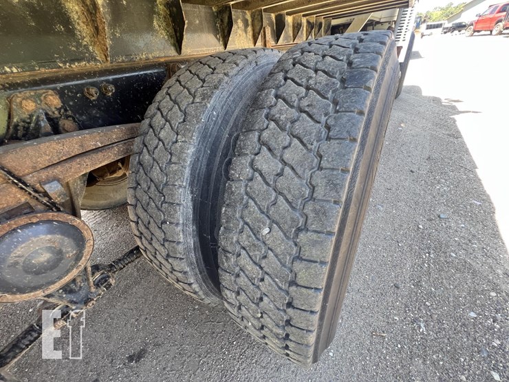 1995-gmc-dump-truck-image-12