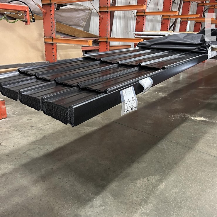 46X 33.9FT/ 31.7FT BLACK NEW STEEL ROOF