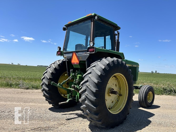 1976-john-deere-4440-image-7