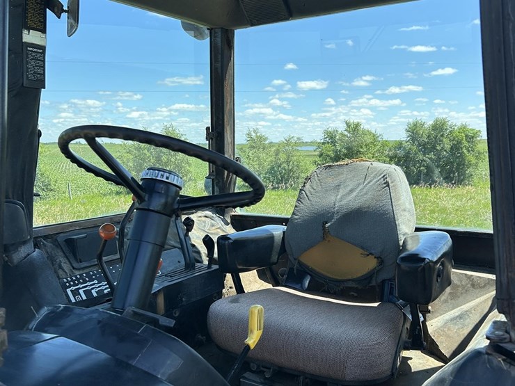 1976-john-deere-4440-image-31