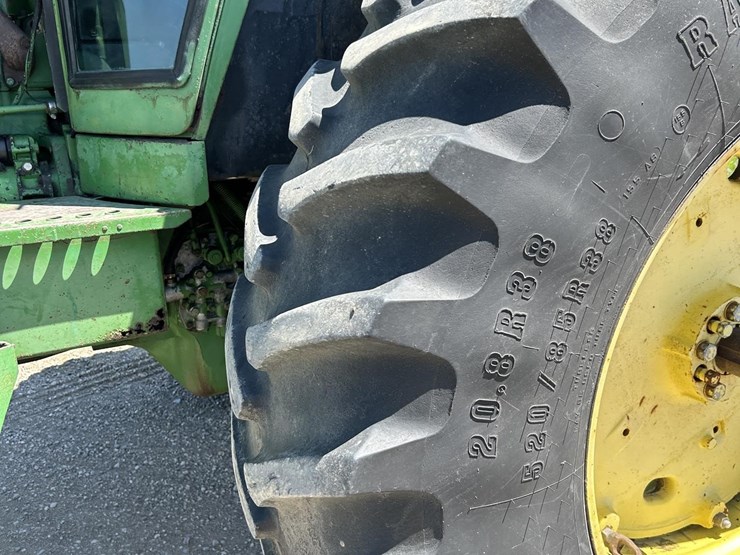 1976-john-deere-4440-image-10