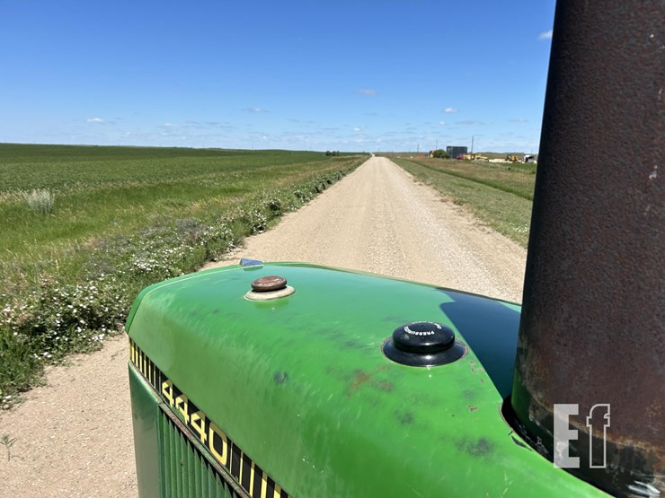 1976-john-deere-4440-image-29