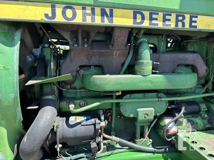 1976-john-deere-4440-image-24