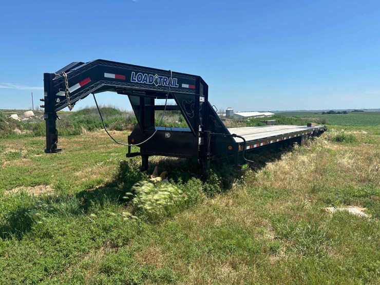 2022-load-trail-gooseneck-trailer-image-1