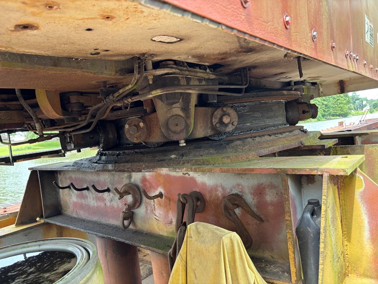 #8-•-crane-barge-with-link-belt-crane-image-33