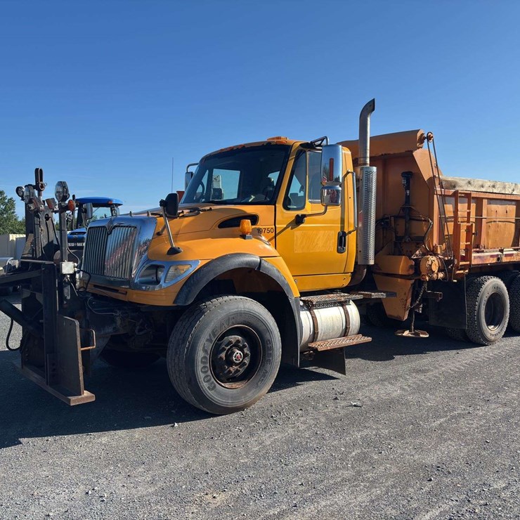 2006 INTERNATIONAL WORKSTAR 7600