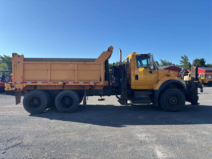 2006-international-workstar-7600-image-6