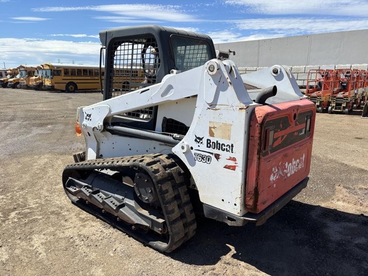 2017-bobcat-t630-image-4