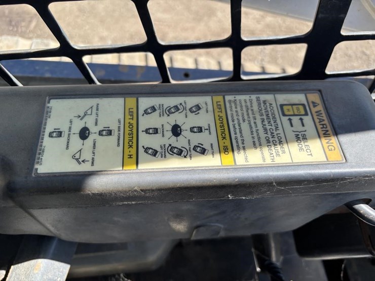 2016-bobcat-t770-image-20
