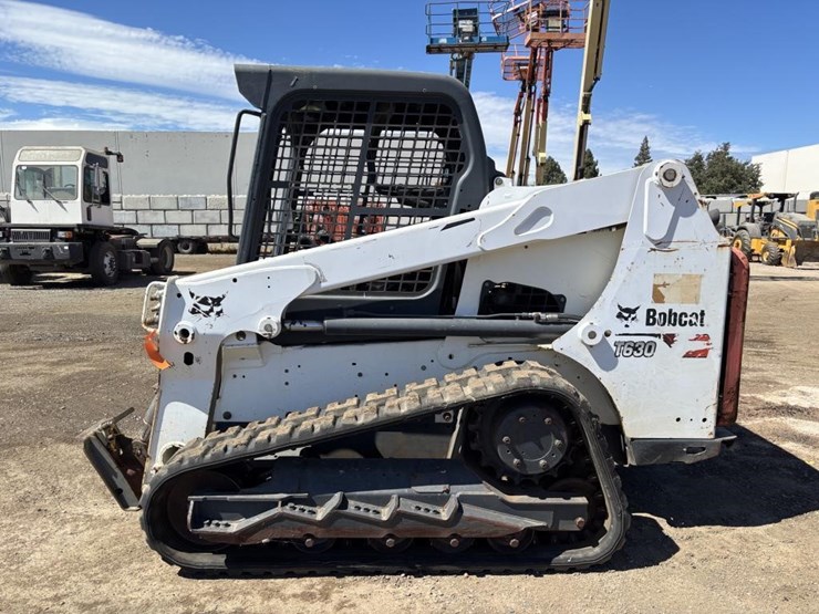 2017-bobcat-t630-image-5
