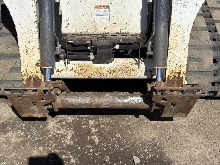 2017-bobcat-t770-image-9