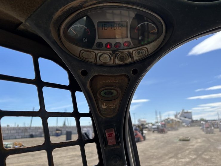 2017-bobcat-t770-image-26