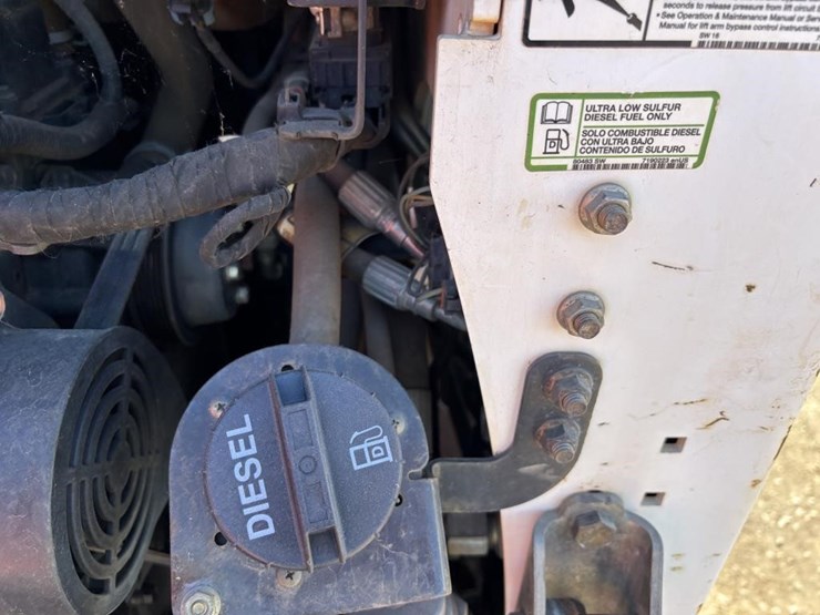 2017-bobcat-t630-image-31