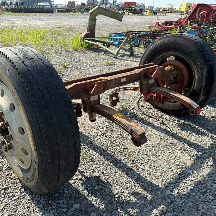 1982 PETERBILT 359