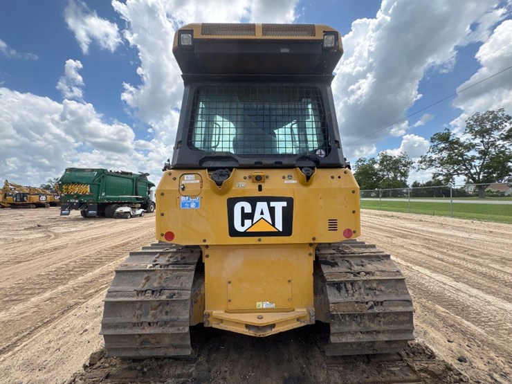 2016-caterpillar-d5k2-lgp-image-8