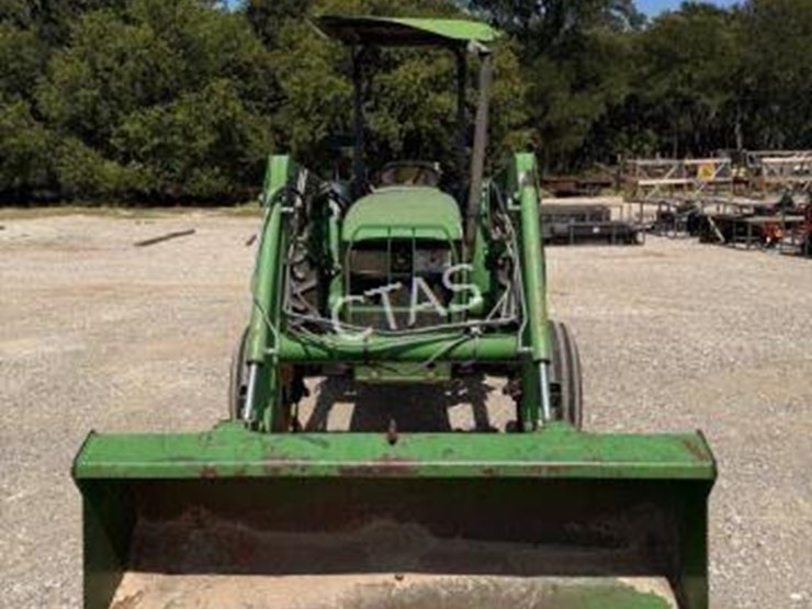 john-deere-5205-image-3
