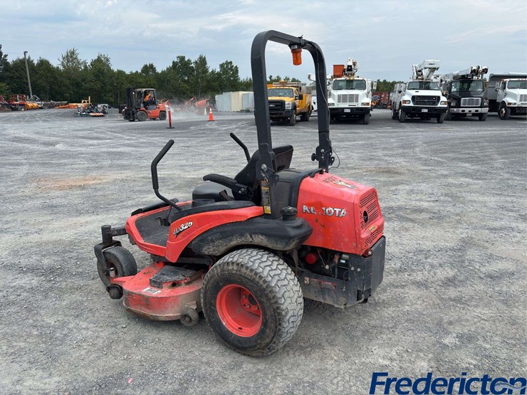 kubota-zd320-zero-turn-image-3