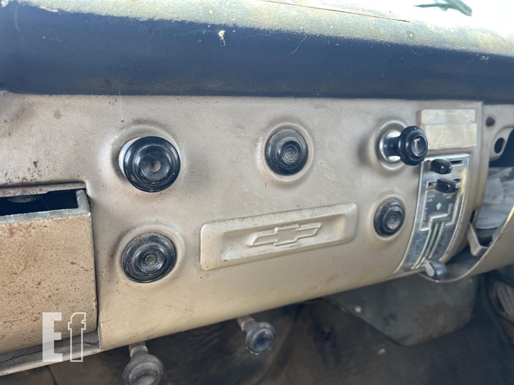 1960-chevrolet-60-image-11