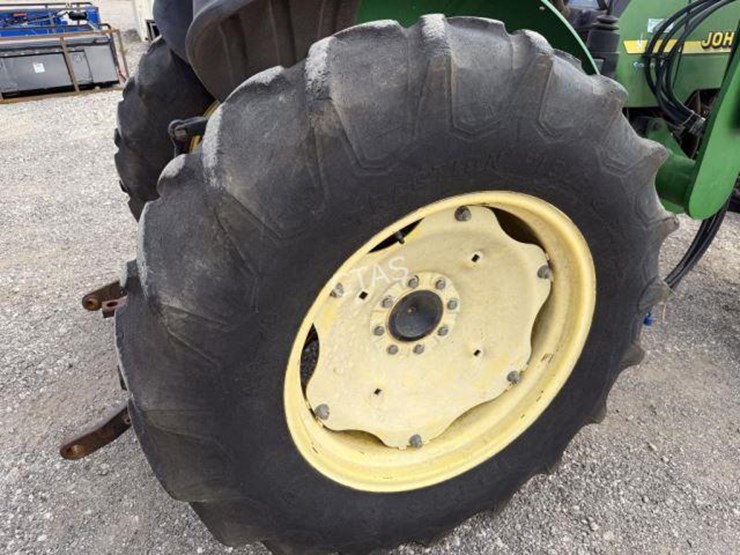 john-deere-5205-image-22