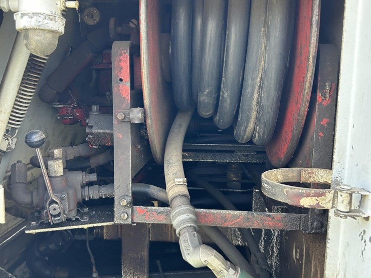 caterpillar-3208-image-32
