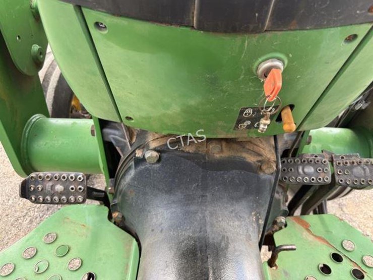 john-deere-5205-image-16