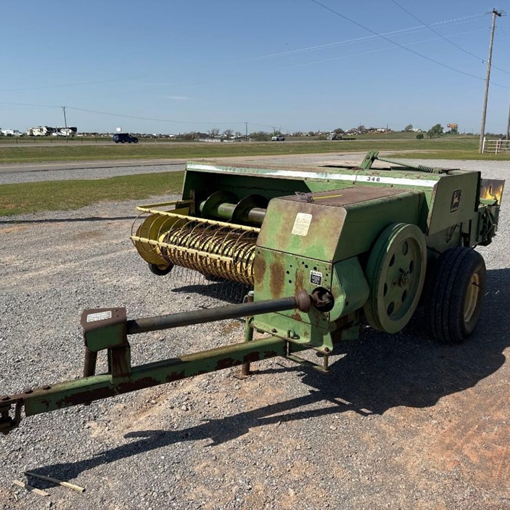 JOHN DEERE 346