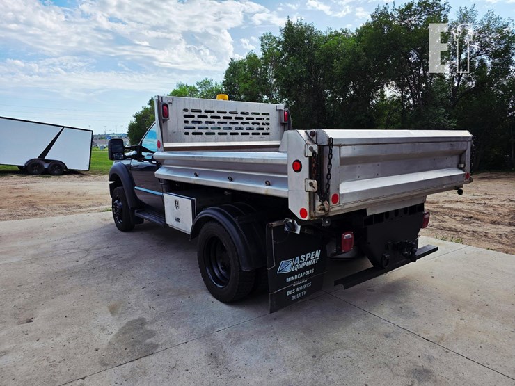 2015-ford-f550-image-2