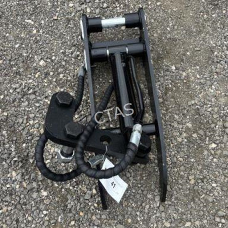 #41 • Hydraulic Thumb Clamp