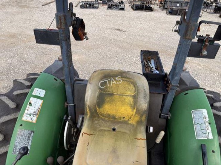 john-deere-5205-image-17