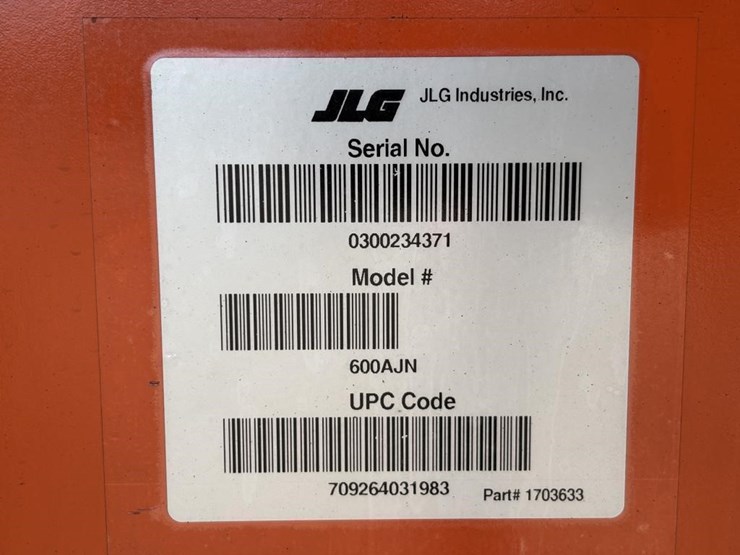 2017-jlg-600ajn-image-46