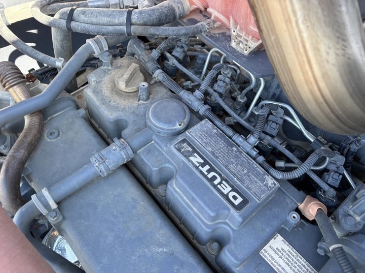2017-wacker-neuson-rc110-image-35