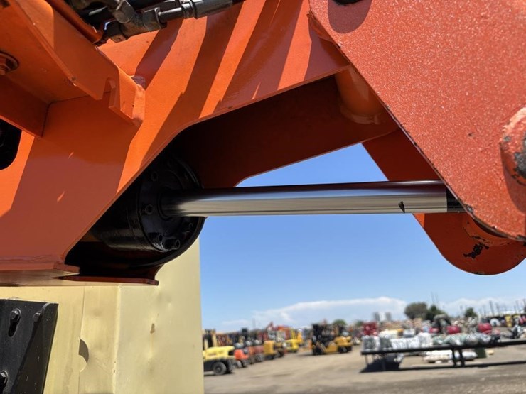 2005-jlg-450aj-image-15