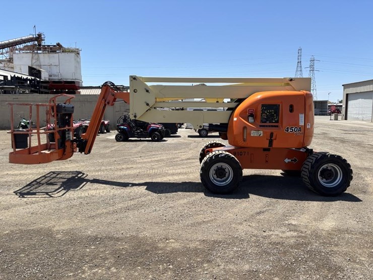 2005-jlg-450aj-image-5