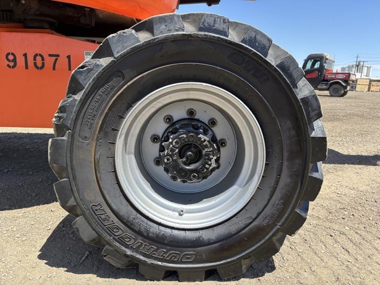 2005-jlg-450aj-image-21