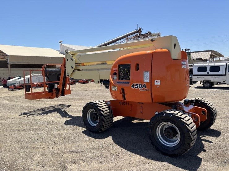 2005-jlg-450aj-image-4