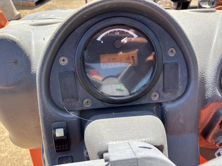 2017-jlg-g5-18a-image-24