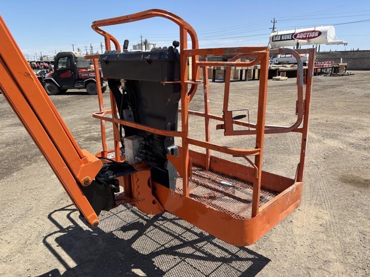 2005-jlg-450aj-image-13