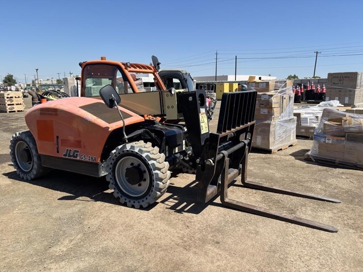 2017-jlg-g5-18a-image-2