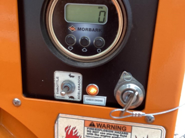 2017-morbark-m12rx-image-12
