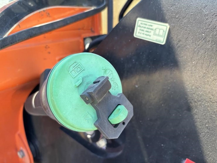 2017-jlg-g5-18a-image-30
